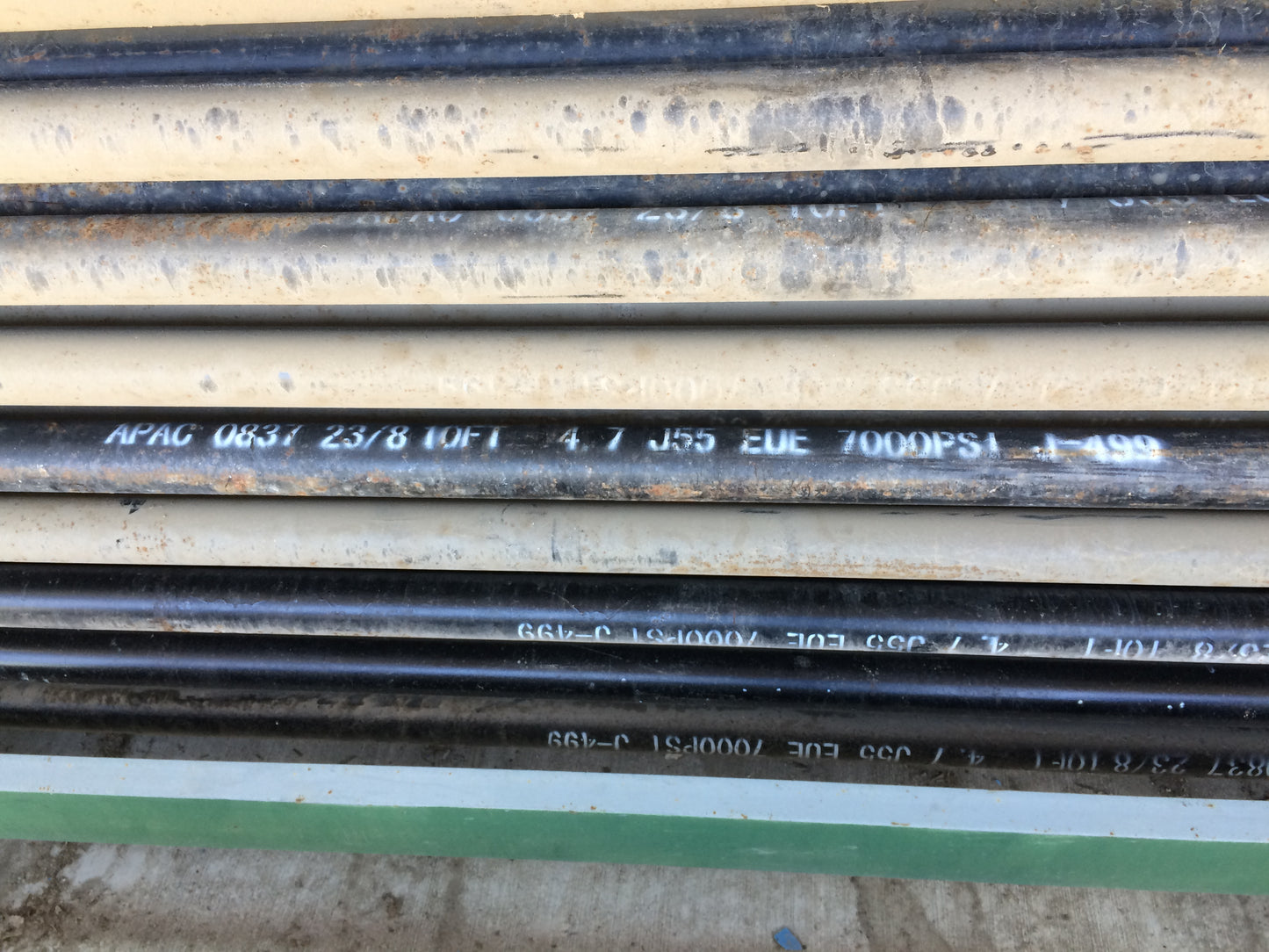 30 PCS - 2-3/8" 8RD x 10' J55 EUE 7000psi Tubing Nipple